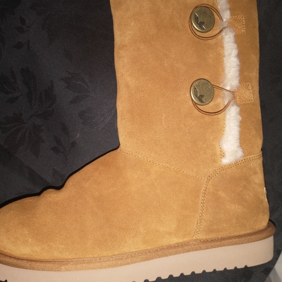STYLISH AND ATTRACTIVE UGG "KOOLABURRA" KINSLEI BOOTS SIZE 8 - Picture 15 of 15